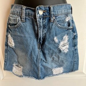 Forever21 ripped jean skirt